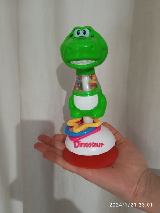 Динозаврик - игрушка