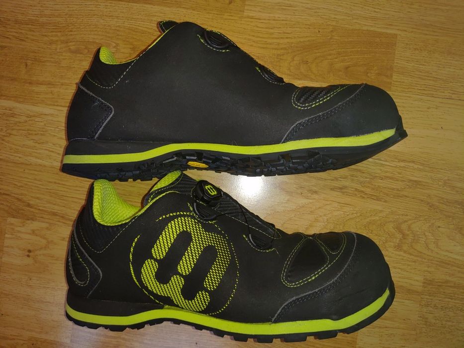 Bocanci de lucru Treemme Nr 44 Talpa Vibram Model 1411 pantofi lucru incaltaminte varf intarit metalizat protectie