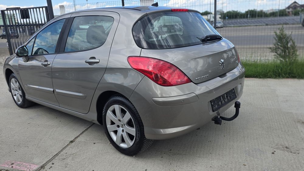 Pugeot 308 An 2010 1.6 benzina 150.000 km cutie automata