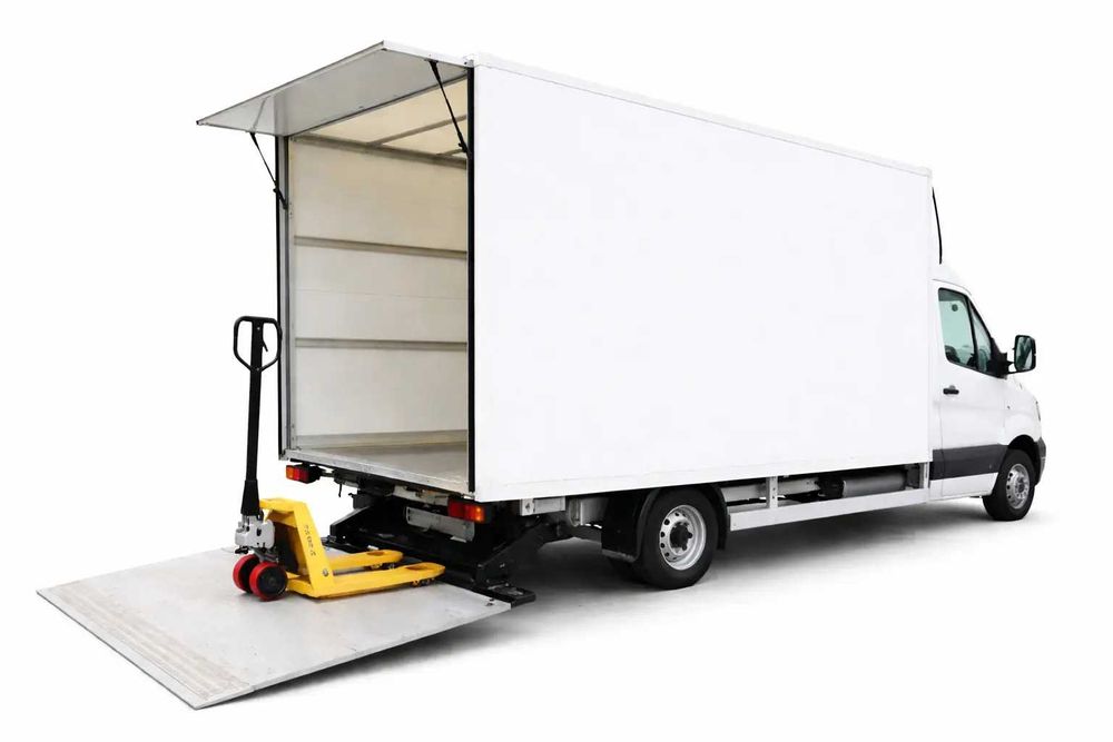 Servicii transport duba cu lift