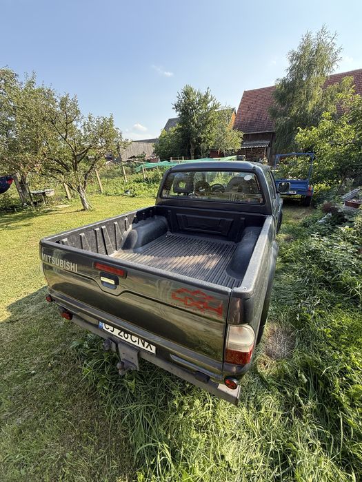 Mitsubishi l200 de vanzare 2005