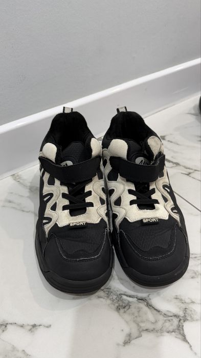 Кроссовки на мальчика демисезонные