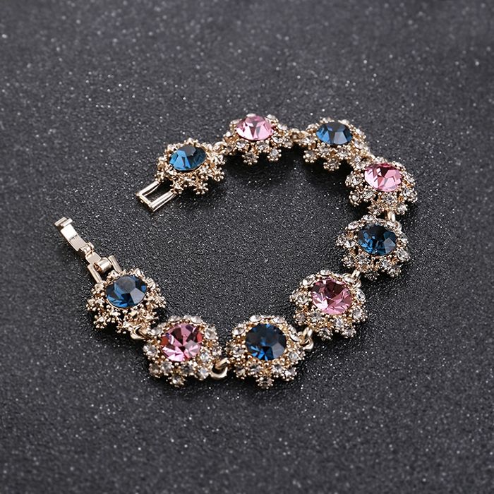 Продам бижутерный браслет