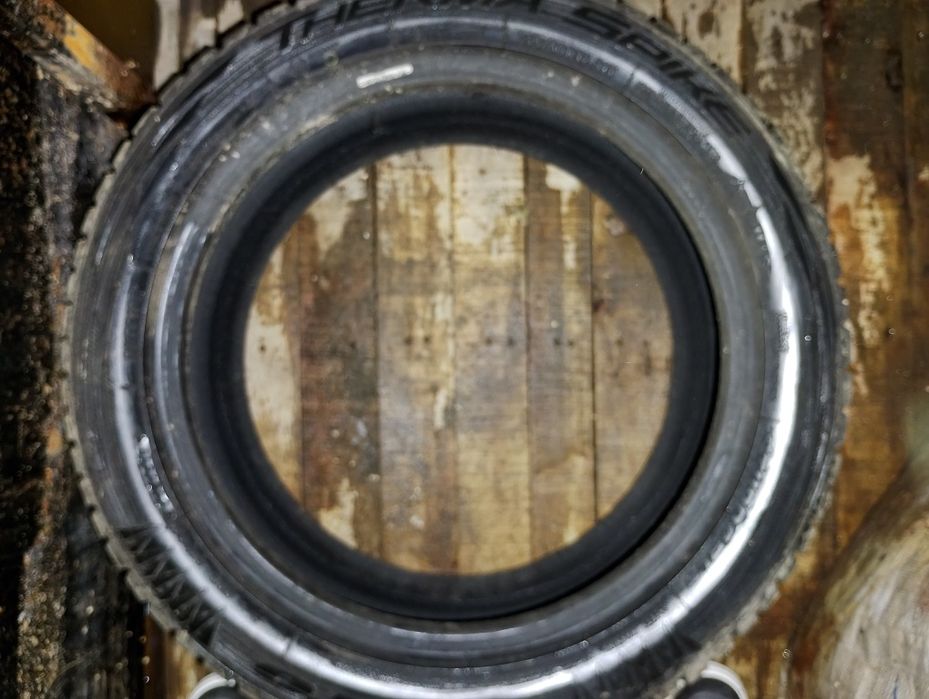 Therma Spike 215/50 R17