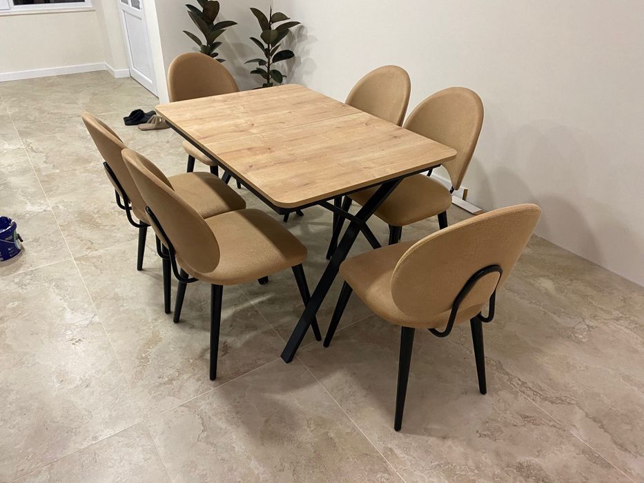 Трапезна разтегателна маса