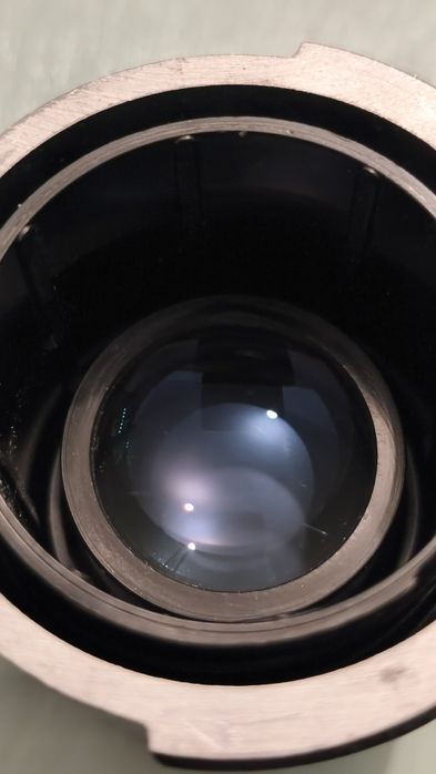 Obiectiv foto proiector Meyer-Optik Gorlitz Diaplan punct pe lentila