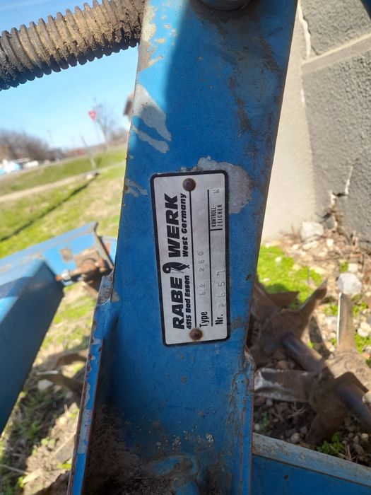 Vand gruber puțin folosit