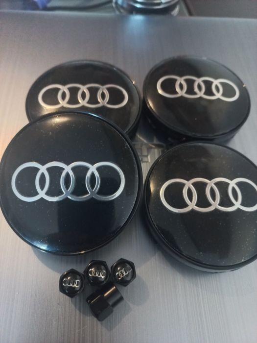 Audi - set 4 capace si ventile pentru jante aliaj