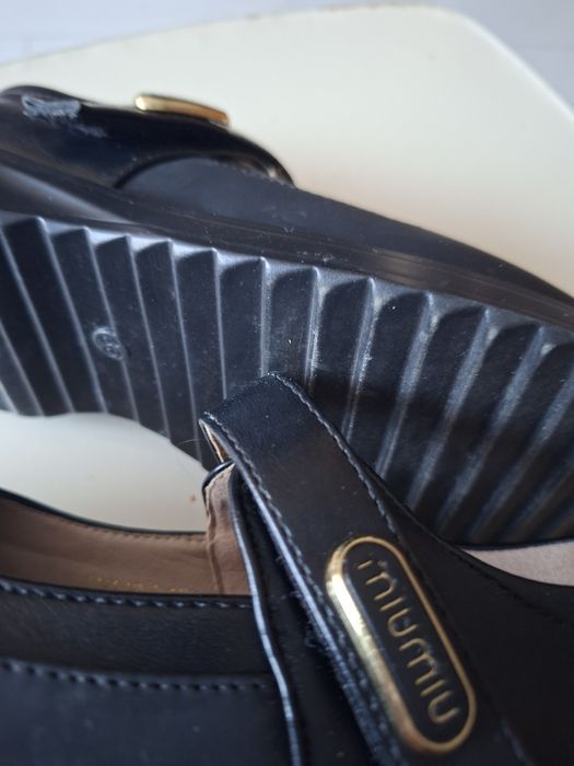 Продам  туфли, новые.