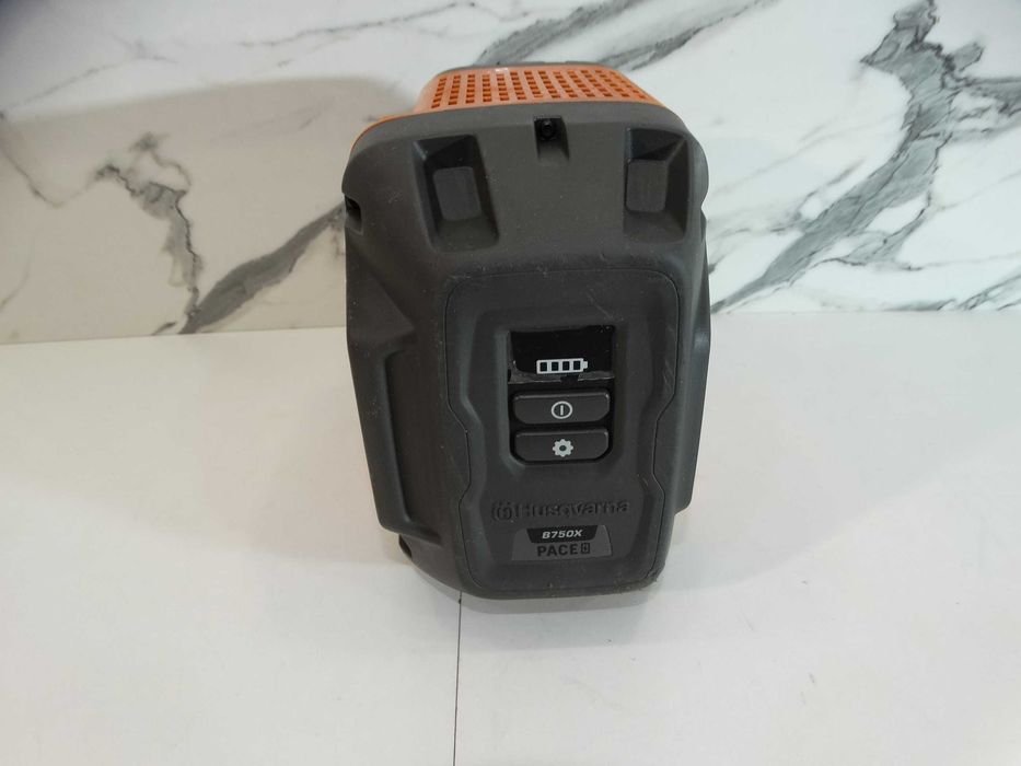 Husqvarna K1 PACE + 8.0 Ah - Дискова резачка / фугорез