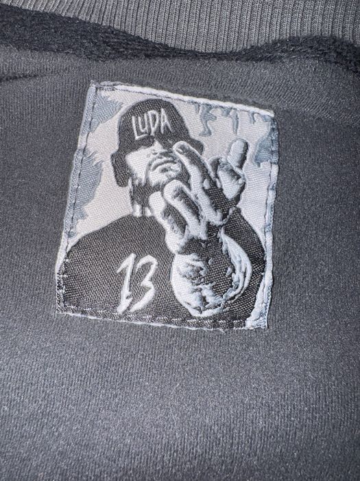 luda -луда  сличер рядък