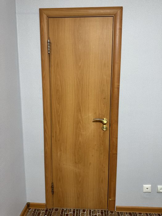Продам межкомнатные двери.