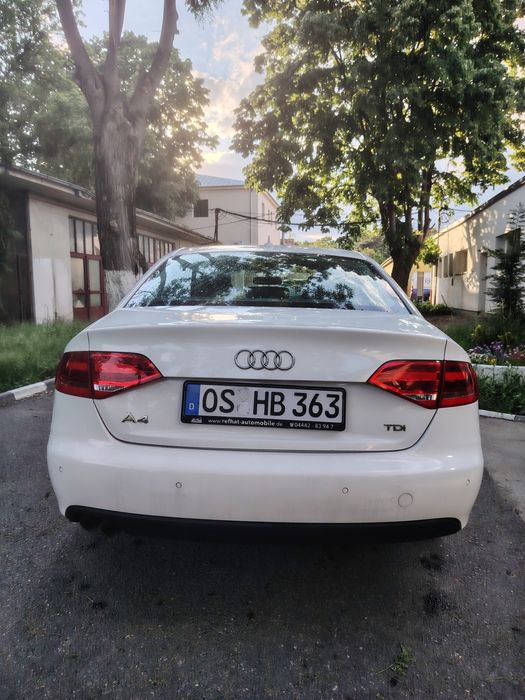 Vând audi A4 2011