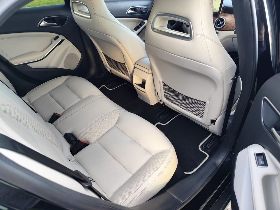 Mercedes GLA/AN 2013/Cutie AUTOMATA /2.2 LITRI Diesel 170 cp/EURO 6