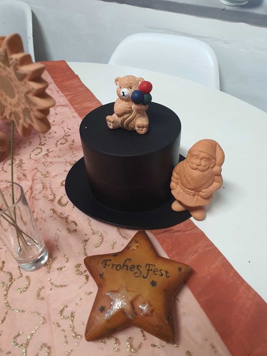 Decoratiuni din ceramica de Craciun