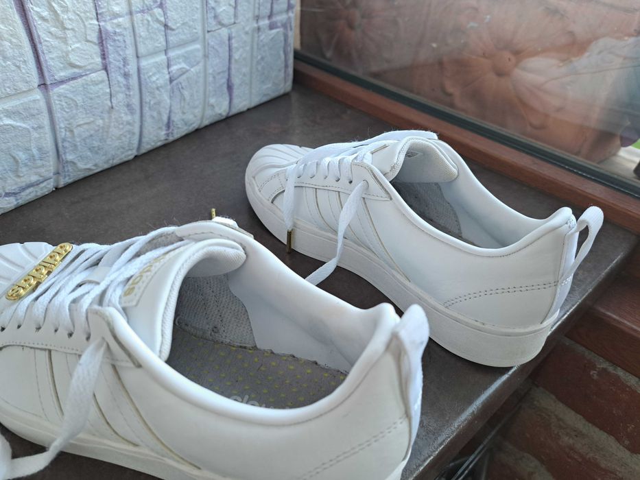 дамски кецове спортни обувки,маратонки Adidas ном.37.5
