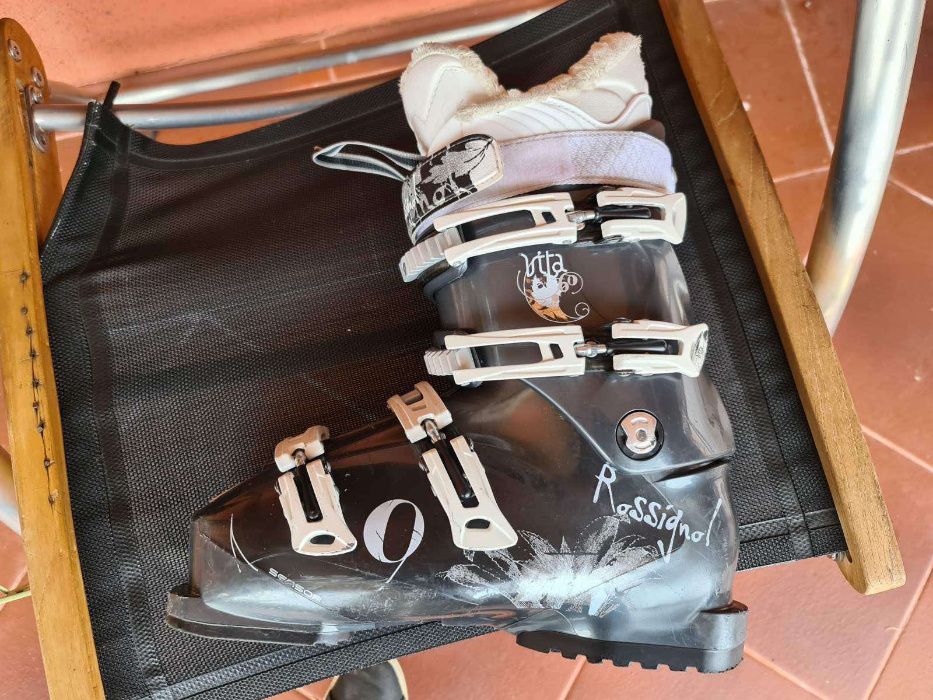 Ски обувки Rossignol