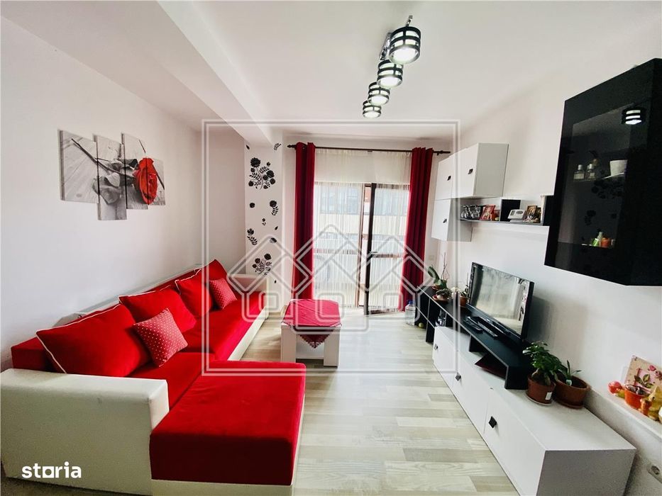 Ap. cu 3 camere si balcon, etaj 5\/7, situat in zona Doamna Stanca