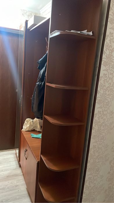 Шкаф для прихожей