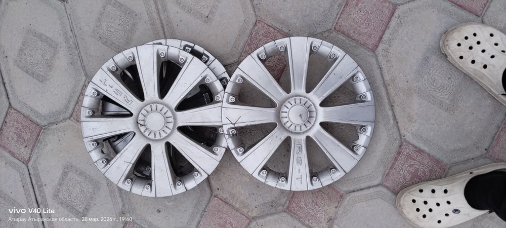 Продам колпак колеса 13 размер