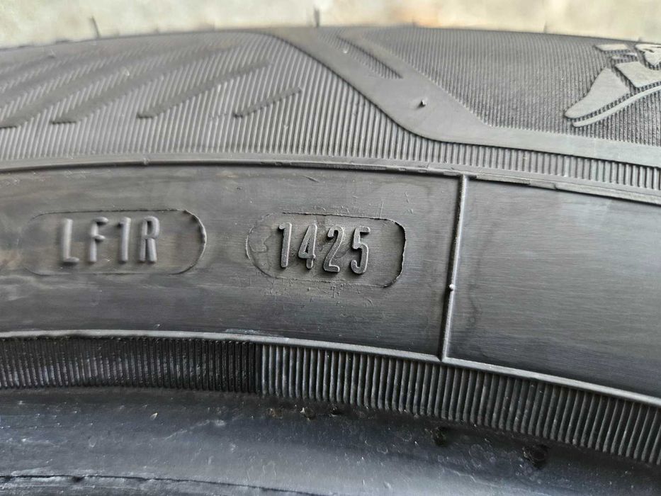 2бр. 18" 225/60 R18 летни GOODYEAR нови - 2025г. 9mm SUV