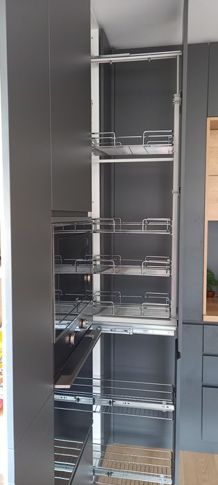 Кухненски килер голям и малък