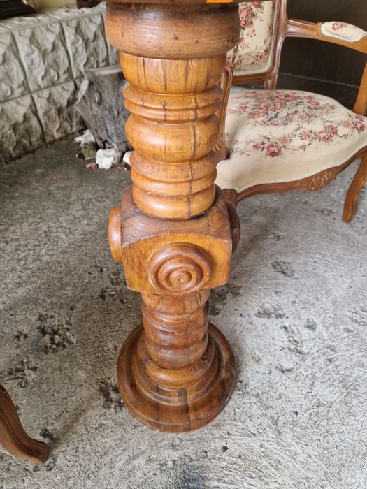 Уникална антикварна английска дървена колона масив резба