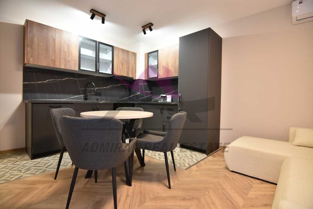 Продава се Двустаен апартамент в Варна, Възраждане 3 - 51 кв.м за 2745 €/кв.м - Снимка #1