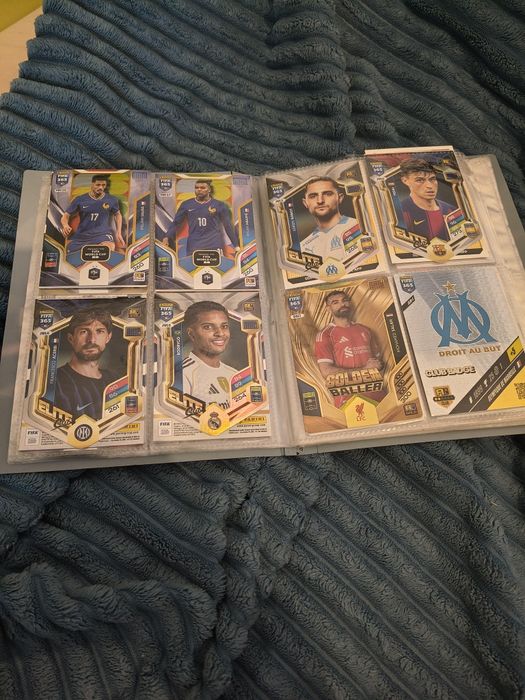 Stickere panini world cup și carduri 365 sau fifa adrenalin x  sau match attax ediție mai veche