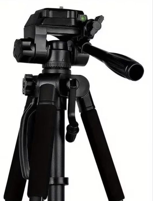 Трипод за камера с поставка за телефон