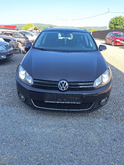 Dezmembrez VW Golf 6 break xenon motor 1.4 tsi CAV sau 1.6 tdi CAY cul