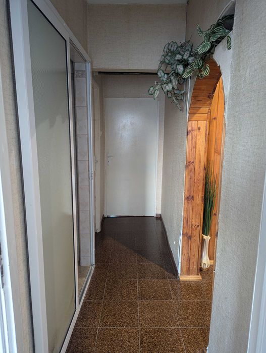 Продава се Тристаен апартамент в София, Младост 4 - 90 кв.м за 2945 €/кв.м - Снимка #23
