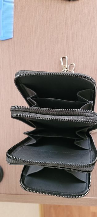 Продам Барсетку ( сумочку)