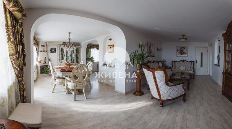 Продава се Къща в Варна, м-т Траката - 500 кв.м за 1700 €/кв.м - Снимка #2