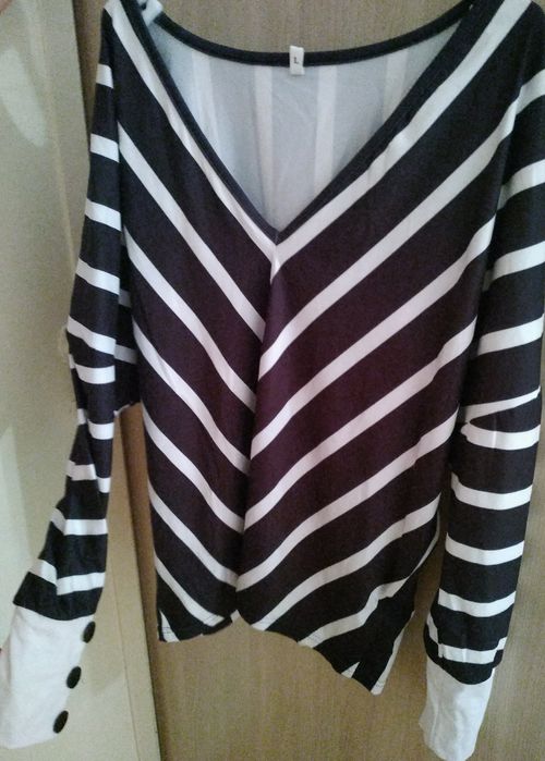 маленькие черные платья, комбинезон, кофты