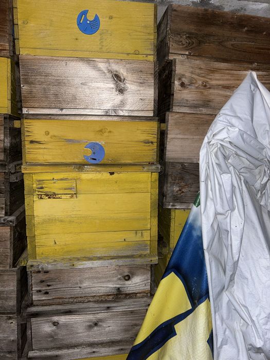 Магазини,дана,корпоси,празни рамки