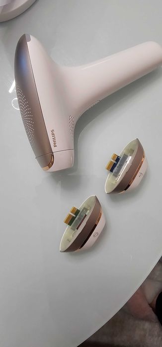 Фотоепилатор Philips Lumea