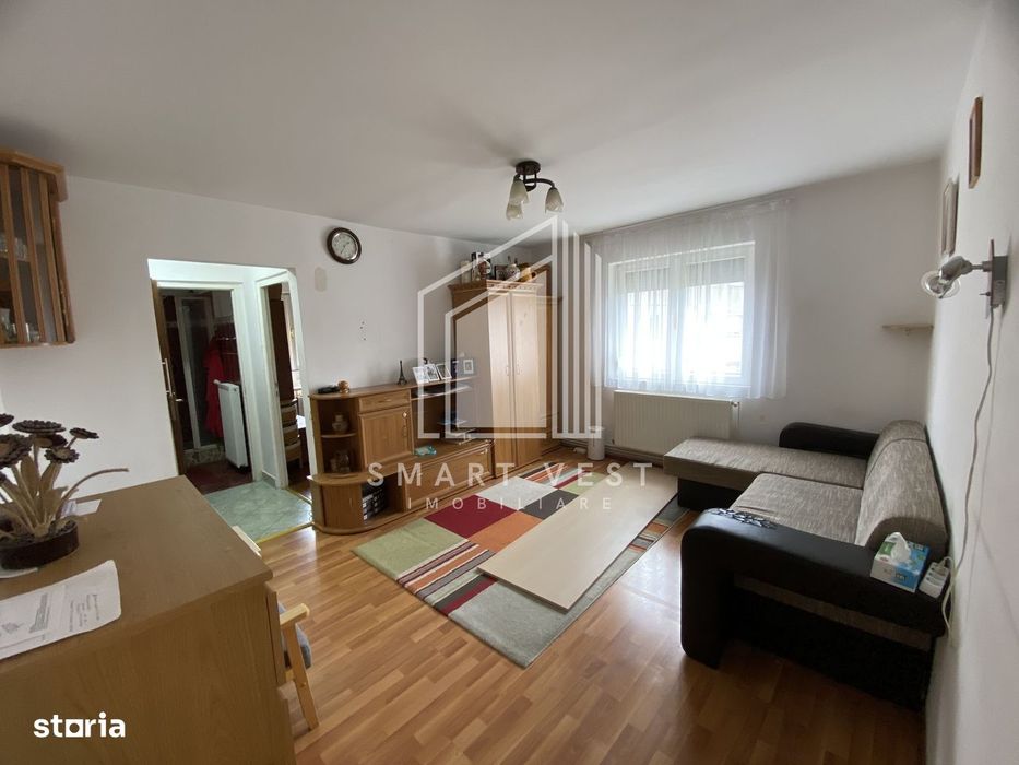 Apartament 3 camere | Etaj intermediar | Zona Micro 14 — fotografia 1