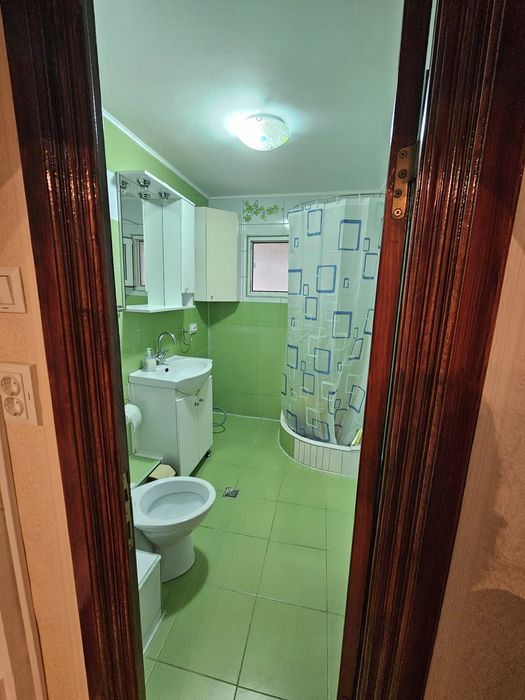 Inchiriez apartament 2 camere