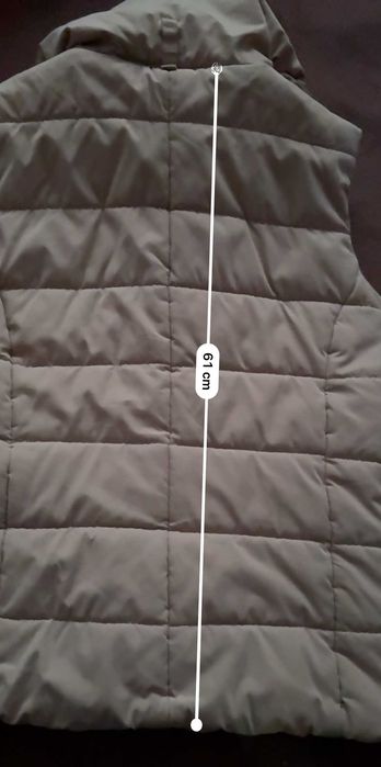 Vestă matlasată bej cu glugă și blană – True Fashion – mărimea M