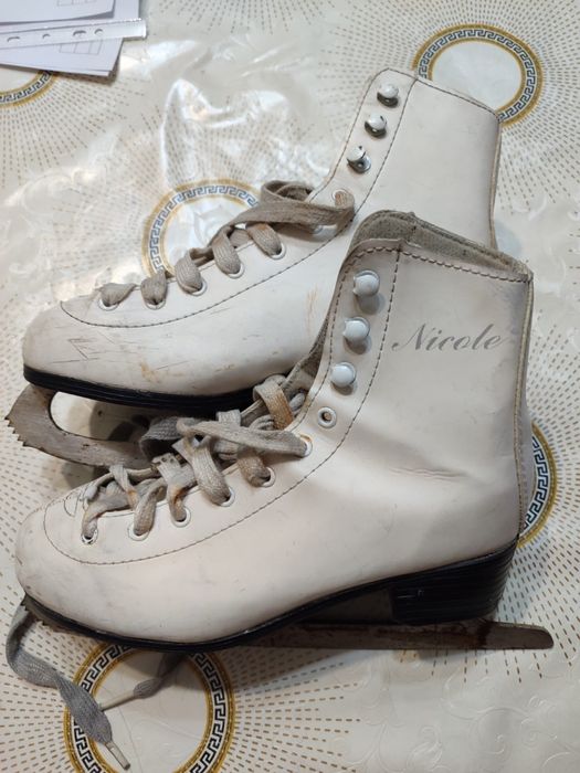 Коньки 37 размер