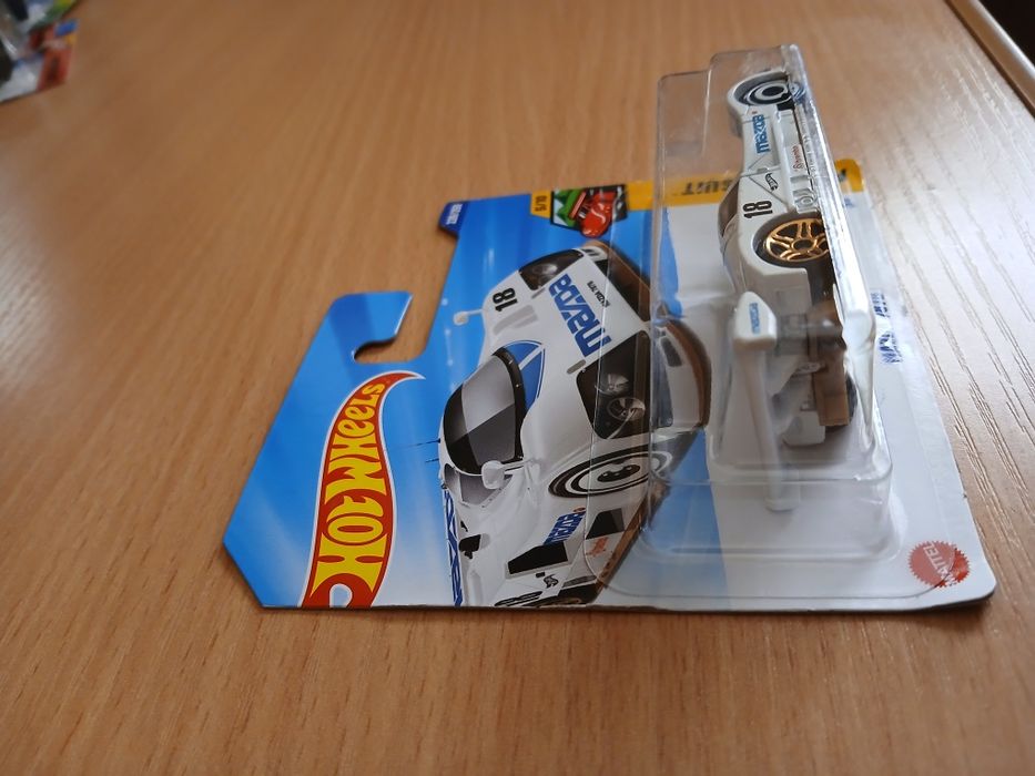 MAZDA 787B Hot Wheels