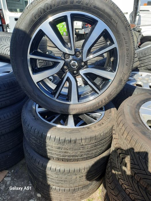 Ляти джанти с гуми за НИСАН ДЖИП 5×114.3, 19цола