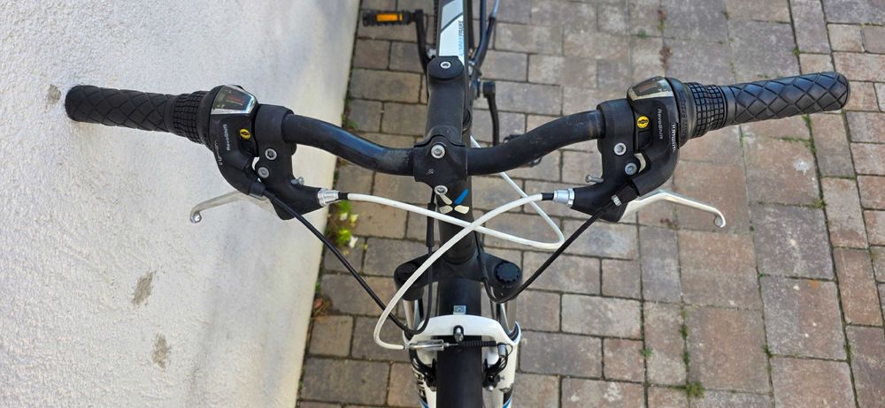 Bicicleta BTwin Rockrider 5.1 cadru aluminiu Shimano