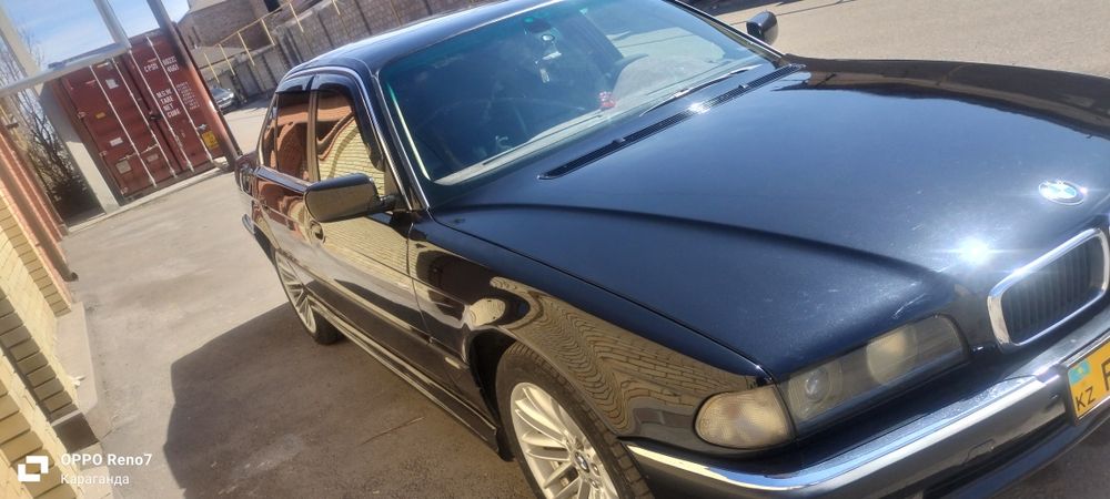 Прдою BMW 730 иделано машина