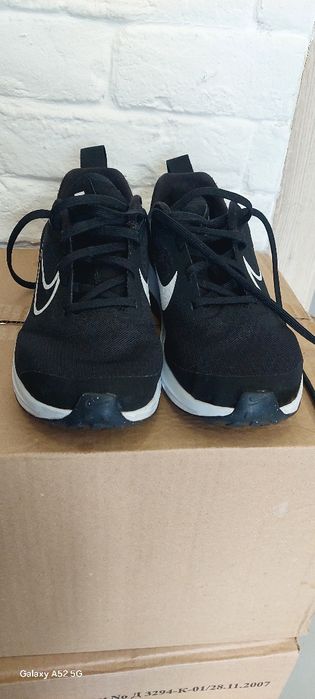 Маратонки NIKE като нови