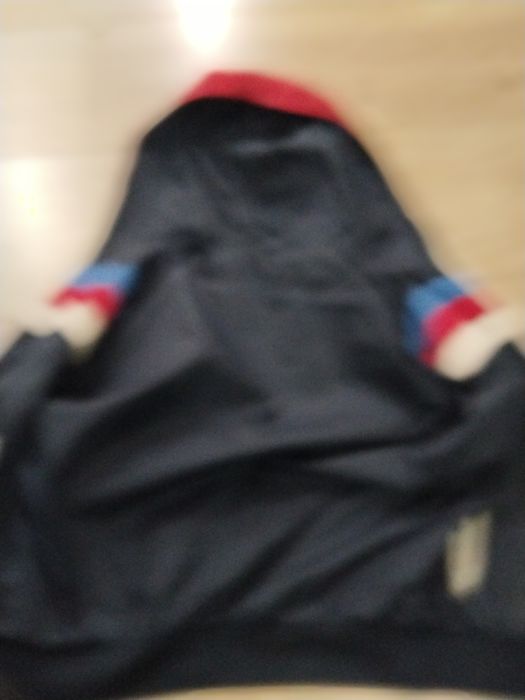 Продаю куртки продаю