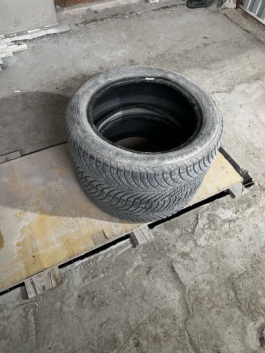 Шины всесезонные 215/55/R17