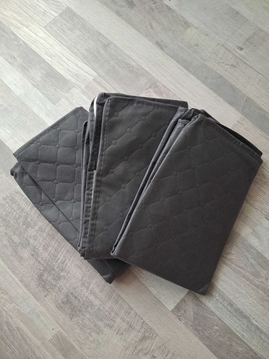Cutii textile cu fereastră transparentă