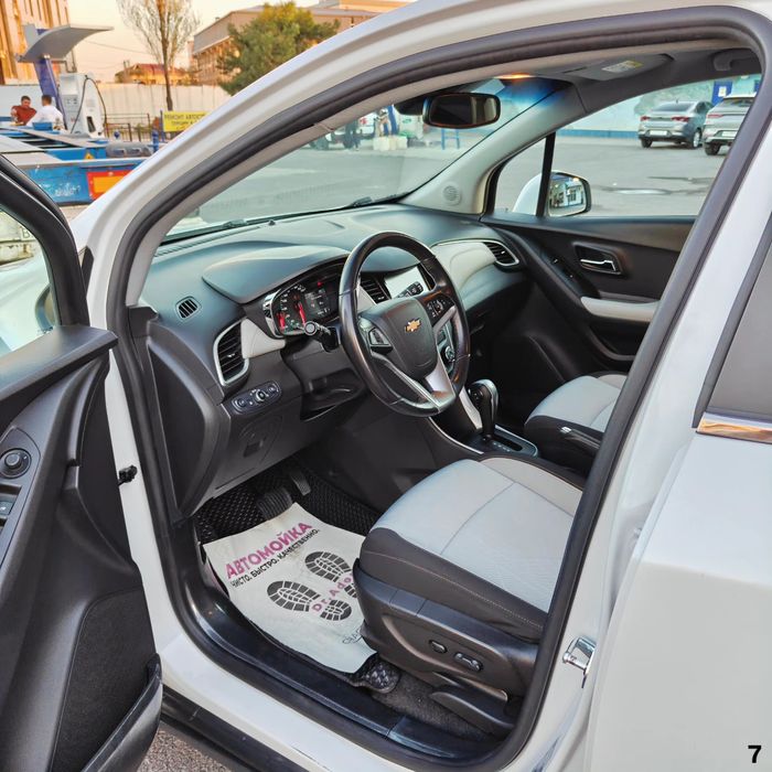 Chevrolet Tracker Premier, 2019, в отличном состоянии